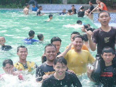 Kegiatan Renang Rutin